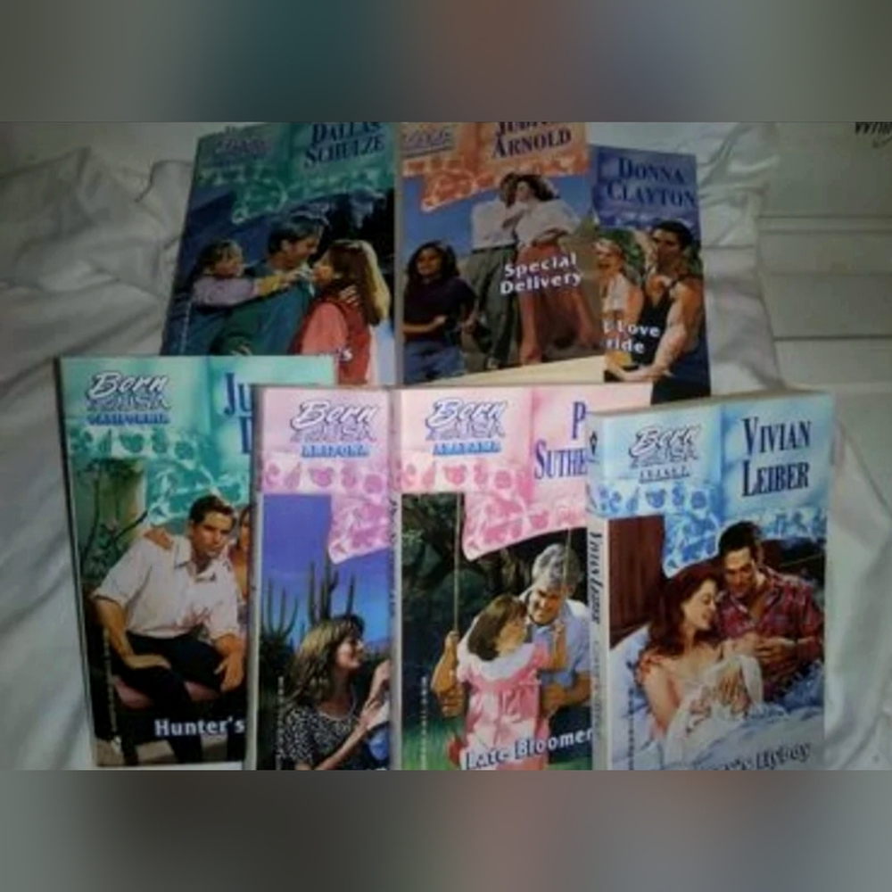 Collectors Edition "Born in the USA" Book Set of 7 Harlequin Romance 1980 Dallas